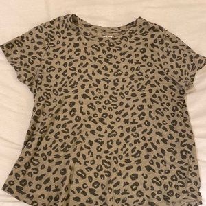 Old Navy cheetah tee